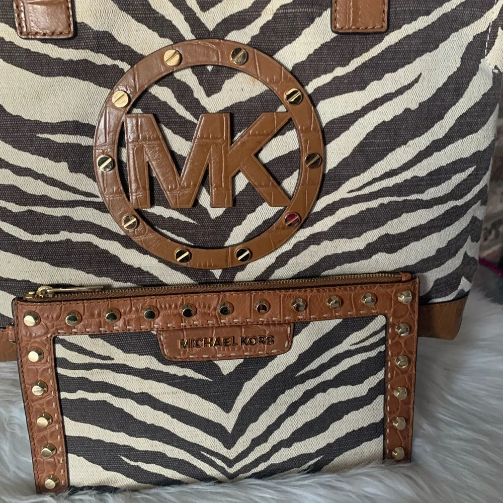Michael Kors Zebra Print Tote and Clutch Set - Brown